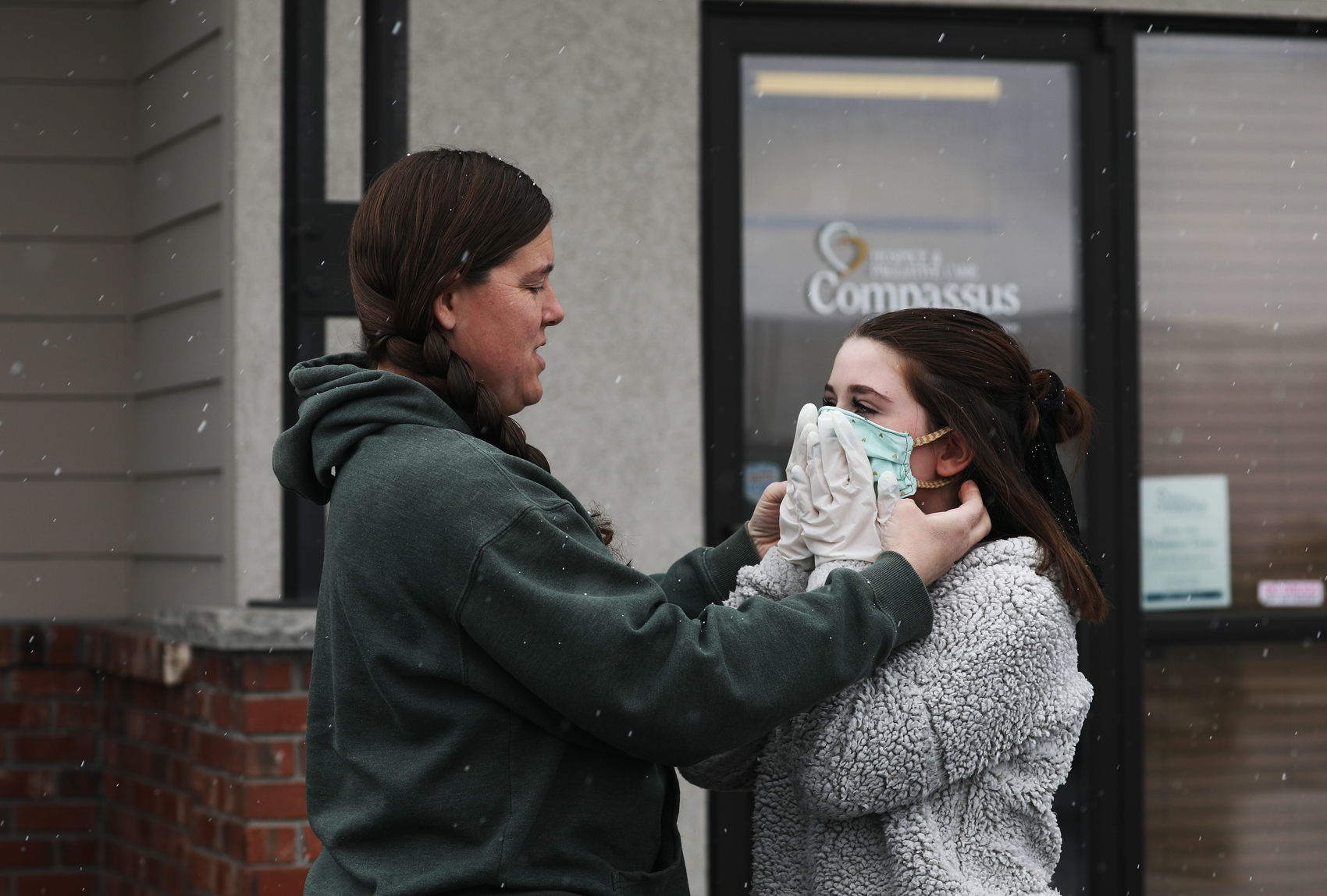 Butte family makes masks during pandemic